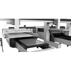 Laser a fibra CORMAK FIBER LF3015GAL con carico e scarico automatico - 