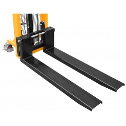 Hydraulic Manual Pallet Stacker CORMAK P716 700kg 1600mm - 