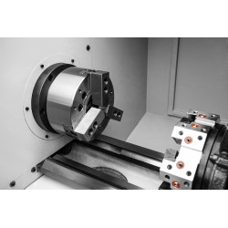Tornio CNC CORMAK CKT 360x750 con mandrino manuale SIEMENS SINUMERIK - 