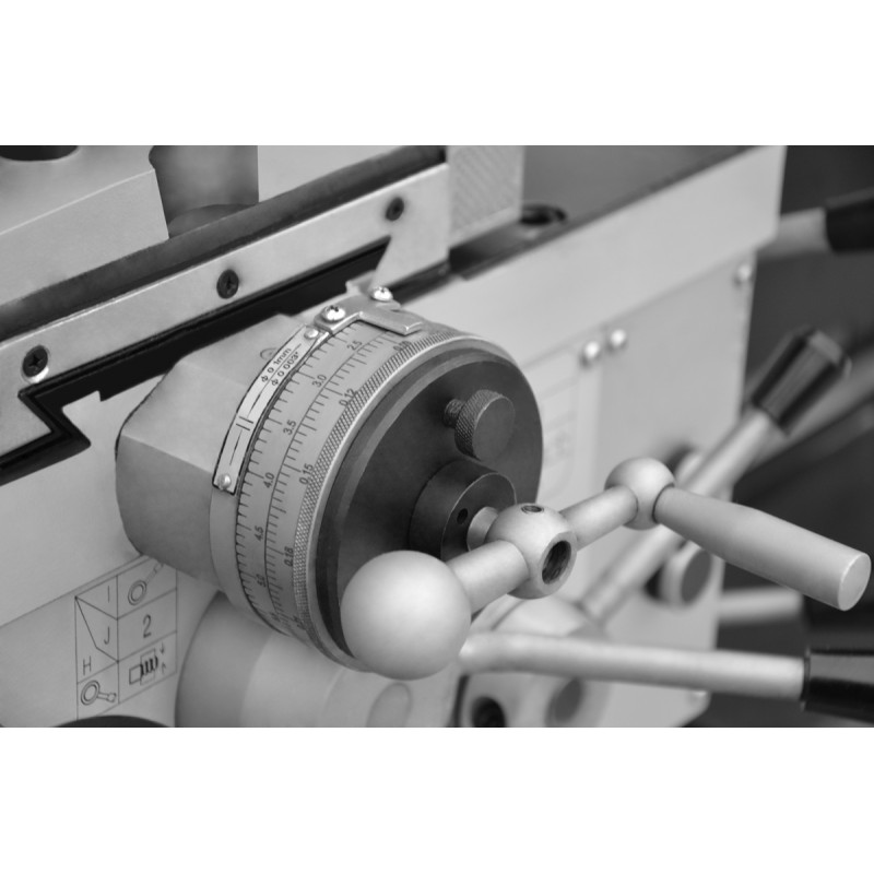 Tokarka uniwersalna konwencjonalna CORMAK 500 x 1500 / 80 | Producent CORMAK