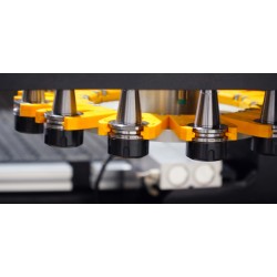 Centro di lavoro CNC fresatrice CORMAK NST2131-16D con sistema di carico/scarico - 