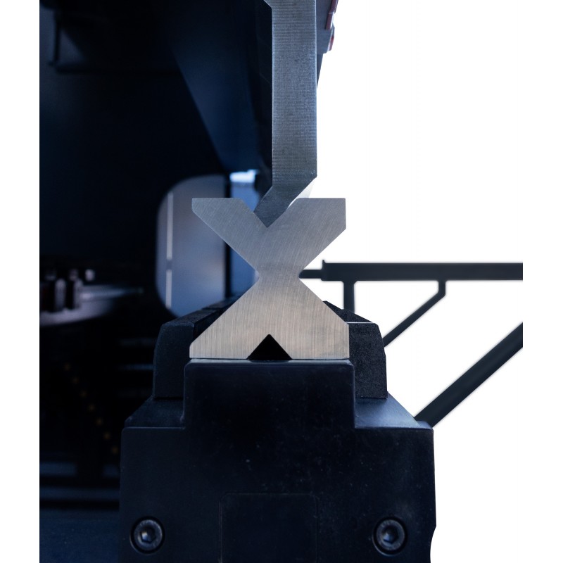 PRASA HYDRAULICZNA KRAWĘDZIOWA ULTIMATE 130x3100 Cybelec 4+1 OŚ SERVO | Producent CORMAK
