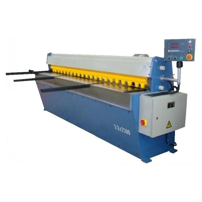 Mechaniczne nożyce gilotynowe CORMAK - seria QH 2500 - Mechaniczne nożyce gilotynowe CORMAK - seria QH 2500 Mechaniczne nożyce gilotynowe CORMAK - seria QH 2500 - Mechaniczne nożyce gilotynowe CORMAK - seria QH 2500