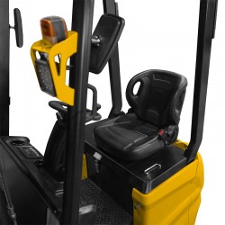 Elektro-Gabelstapler W16E45 (Tragfähigkeit 1600 kg, Hubhöhe 4500 mm) - 