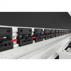 Hydraulische Abkantpresse CORMAK CNC SERVO ELITE 63×2500 DA-58T - 