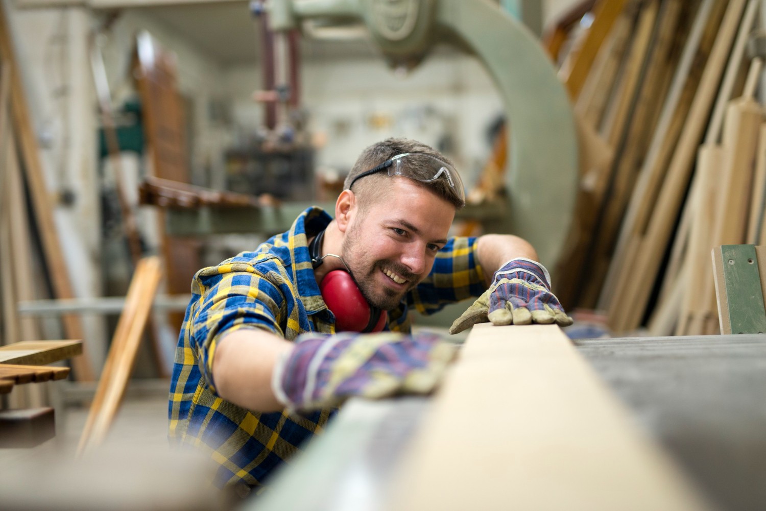 Jaka grubościówka dla majsterkowicza? Na co zwrócić uwagę? 