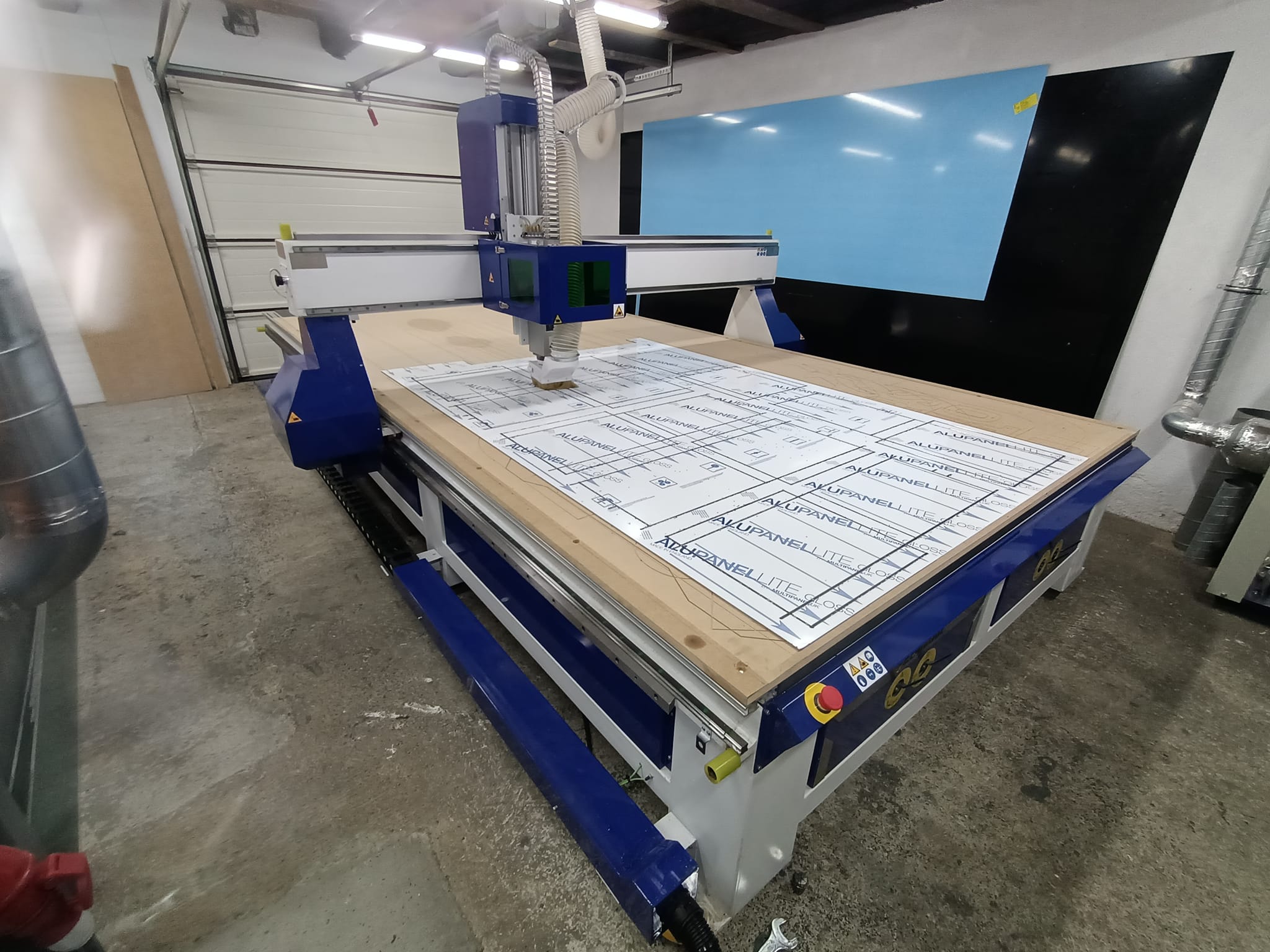 CNC CORMAK C2040 PREMIUM Vakuumpumpe