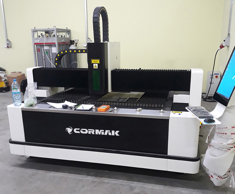 Laser światłowodowy LF3015E 1000W