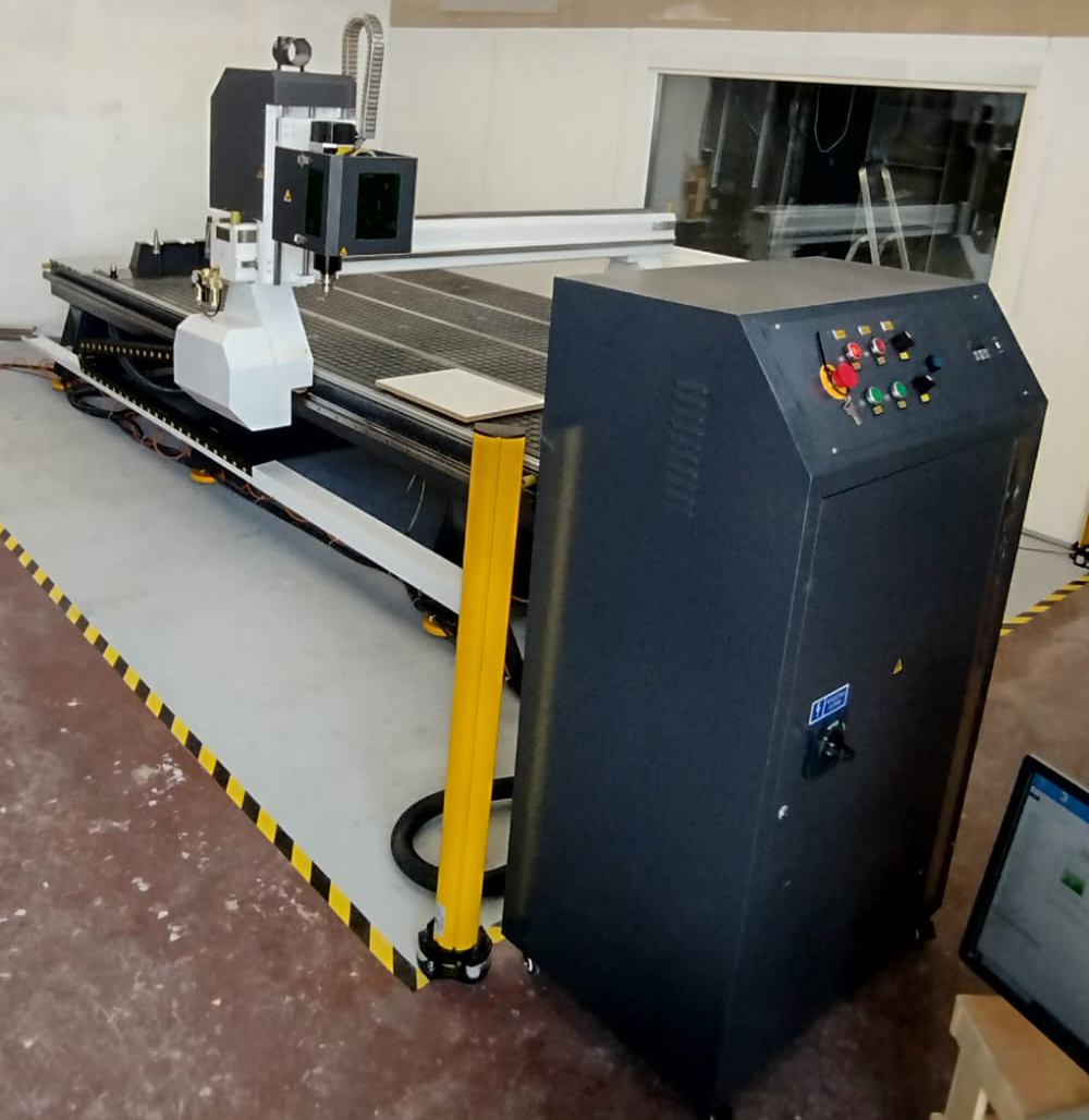 CNC-Fräsbohrplotter C2030ATC